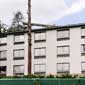 Honeymoon Inn